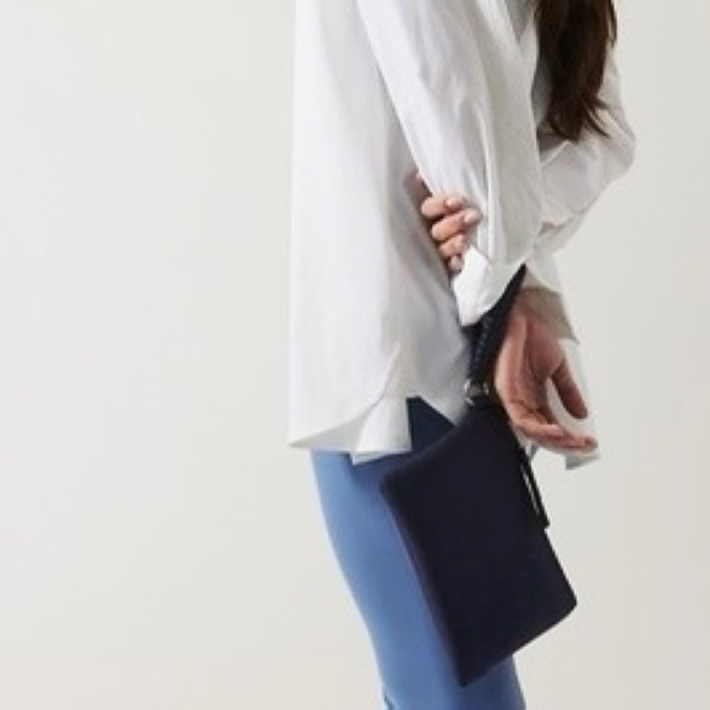 Athleta Revive Zip Pouch